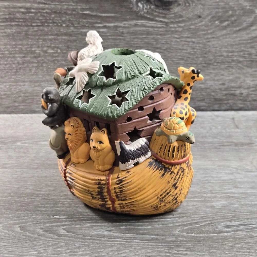 Vintage Noah's Ark Ceramic Votive Tea Light Candle Holder Hand Painted Animals